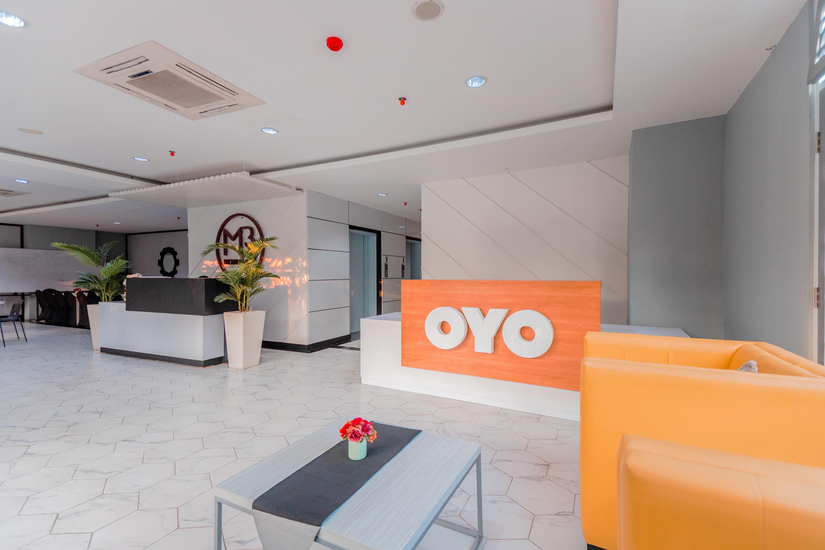 Hotel Vaccinated Staff - OYO Flagship 750 Mont Blanc Bekasi Exterior foto